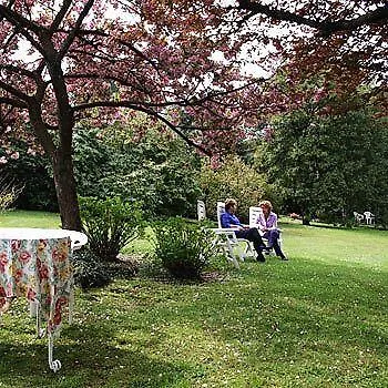 Du Parc 2*
