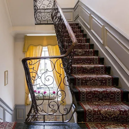 Du Parc Szálloda 2*