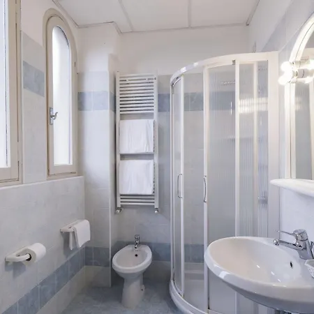 Du Parc 2* Lake Maggiore