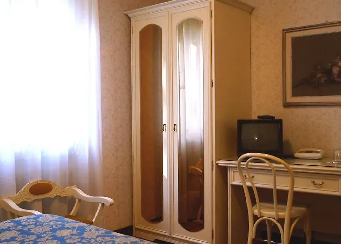 Du Parc 2* Lake Maggiore