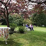 Du Parc 2*